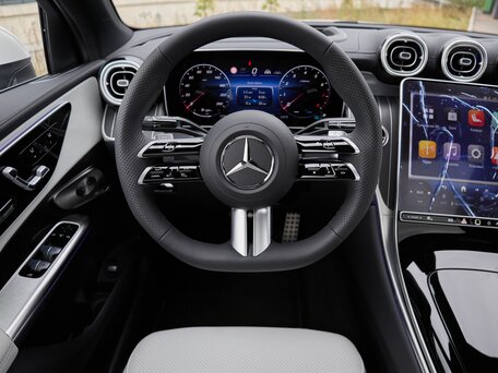 2026 Mercedes-Benz GLC Coupe 300 II (C254), белый, 9700000 рублей, вид 2