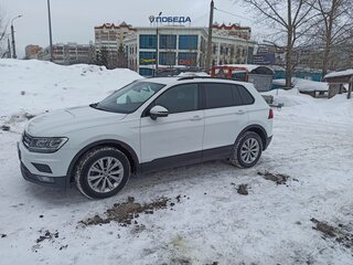 2020 Volkswagen Tiguan II, белый, 2450000 рублей, вид 2