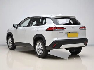 2026 Toyota Corolla Cross I Рестайлинг, белый, 3127990 рублей, вид 4