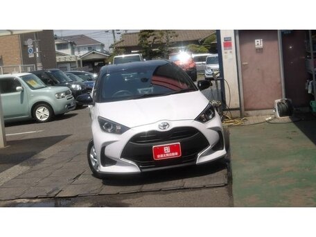Toyota Yaris IV