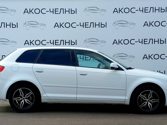 2011 Audi A3 II (8P) Рестайлинг 2, белый - вид 5