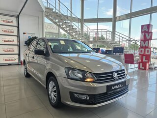 2015 Volkswagen Polo V Рестайлинг, бежевый, 880000 рублей, вид 3