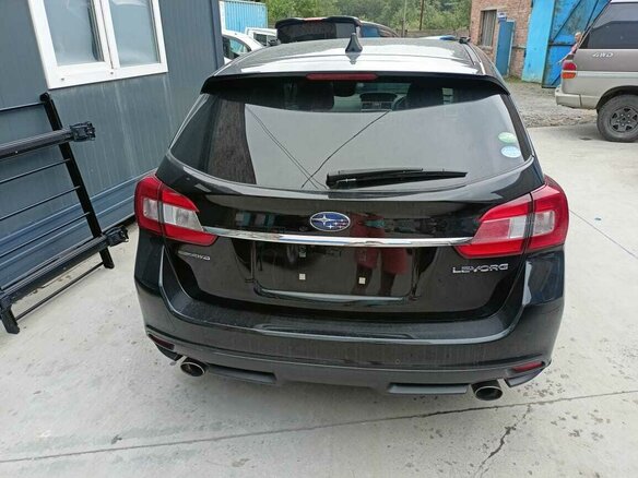 2017 Subaru Levorg I Рестайлинг, чёрный, 1950000 рублей - вид 4