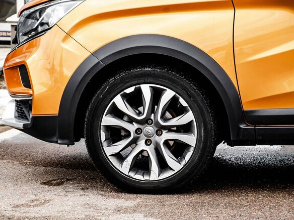 2019 Lada (ВАЗ) XRAY Cross I, золотистый, 1110000 рублей - вид 8