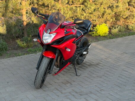 2015 Yamaha XJ6 (FZ6R), красный, 669000 рублей, вид 4
