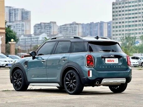 2022 Mini Countryman Cooper II Рестайлинг, голубой, 1895600 рублей, вид 4