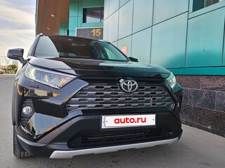 2020 Toyota RAV4 V (XA50), чёрный, 2260000 рублей, вид 4