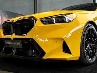 2025 BMW M5 VII (G90), жёлтый, 20140000 рублей, вид 2