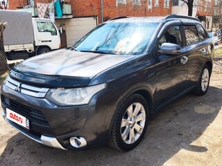 2014 Mitsubishi Outlander III Рестайлинг, серый, 1100000 рублей, вид 1