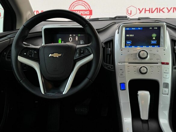 2013 Chevrolet Volt I, чёрный, 1149000 рублей - вид 19