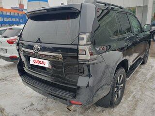 2021 Toyota Land Cruiser Prado 150 Series Рестайлинг 3, чёрный, 6300000 рублей, вид 5