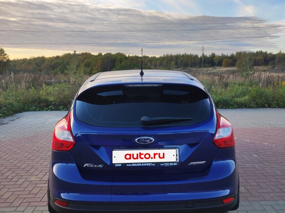 2014 Ford Focus III, синий, 1200000 рублей - вид 2