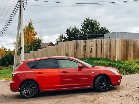 2005 Mazda 3 I (BK), красный, 390000 рублей - вид 1