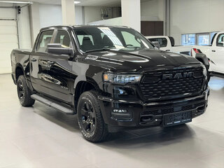 2025 Ram 1500 Crew Cab V Рестайлинг, чёрный, 7290000 рублей, вид 5