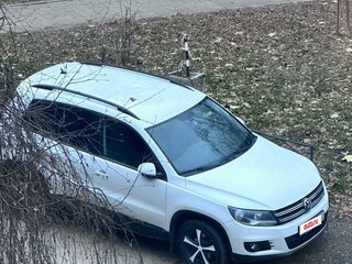 2014 Volkswagen Tiguan I Рестайлинг, белый, 1390000 рублей, вид 3