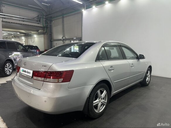 2007 Hyundai Sonata V (NF), серый, 500000 рублей - вид 4