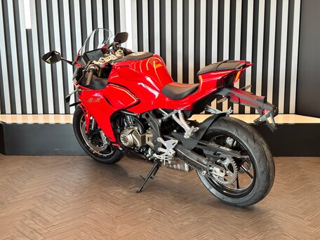 2026 QJMotor SRK 421 RR, красный, 629000 рублей, вид 4