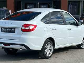 2024 Lada (ВАЗ) Granta I Рестайлинг, белый, 810000 рублей, вид 4
