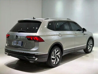 2023 Volkswagen Tiguan L II Рестайлинг (China Market), серый, 1990123 рублей, вид 4