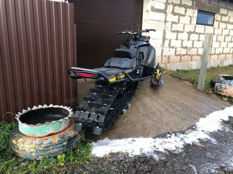 2017 BRP Ski-Doo Summit 850, чёрный, 1100000 рублей, вид 4