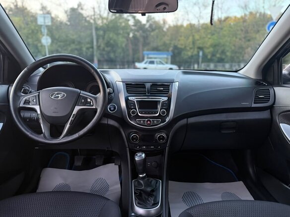 2016 Hyundai Solaris I Рестайлинг, синий - вид 10