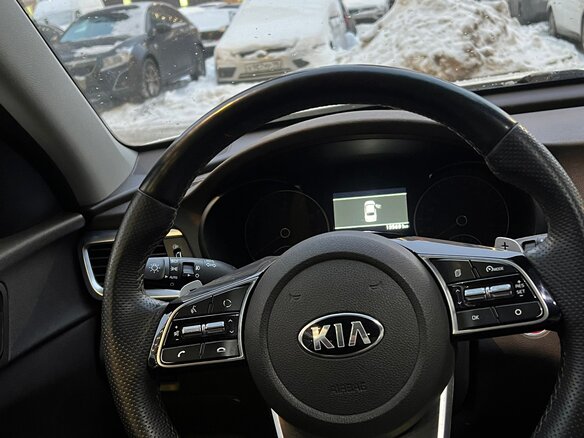 2018 Kia Optima IV Рестайлинг, белый, 2050000 рублей - вид 8