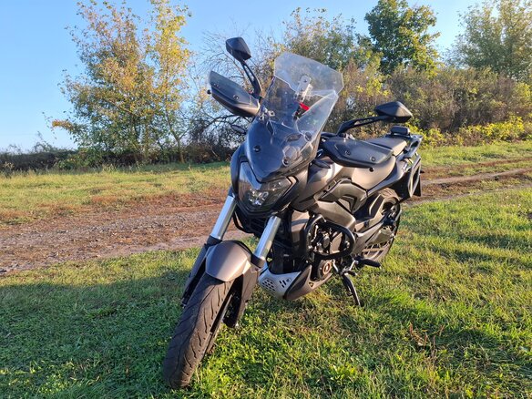 2024 Bajaj Dominar 400, чёрный, 370000 рублей - вид 1