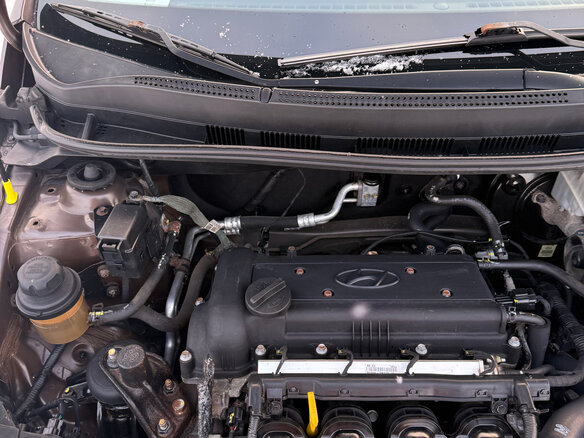 2015 Hyundai Solaris I Рестайлинг, коричневый, 850000 рублей - вид 26