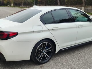 2021 BMW 5 серии 530i xDrive VII (G30/G31/G38) Рестайлинг, белый, 4000000 рублей, вид 1