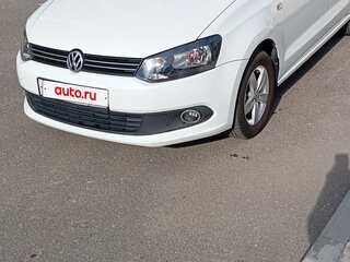 2014 Volkswagen Polo V, белый, 1150000 рублей, вид 1