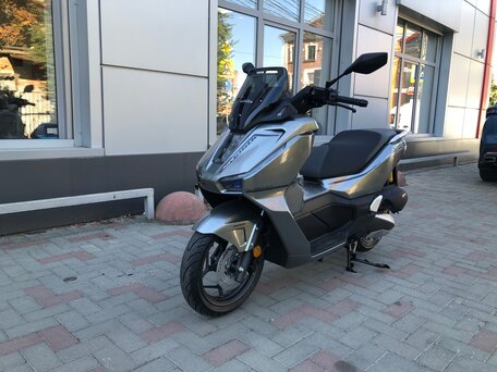 2026 Honda ADV150, серебристый, 400000 рублей, вид 2