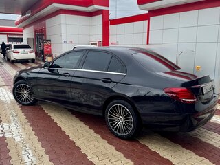 2019 Mercedes-Benz E-Класс 200 V (W213, S213, C238), чёрный, 2500000 рублей, вид 5