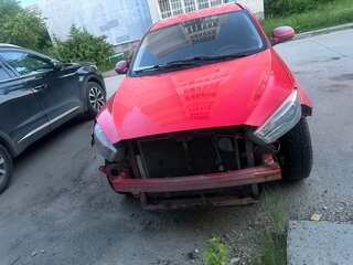 2014 FAW Oley, красный, 130000 рублей, вид 2