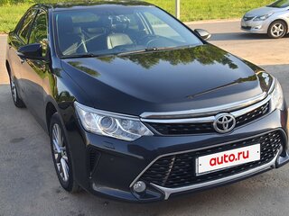 2017 Toyota Camry VII (XV50) Рестайлинг, чёрный, 2350000 рублей, вид 3