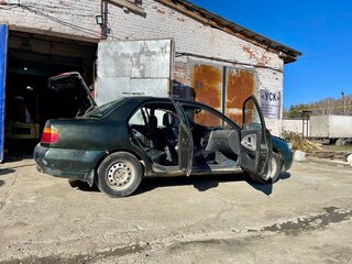 1997 Mitsubishi Carisma I, зелёный, 135000 рублей, вид 4