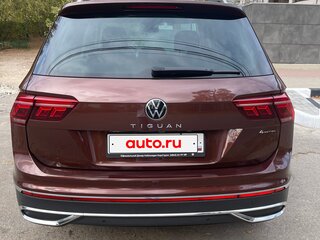 2021 Volkswagen Tiguan II Рестайлинг, коричневый, 3850000 рублей, вид 5