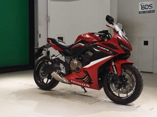 2021 Honda CBR 650R, красный, 739000 рублей, вид 3