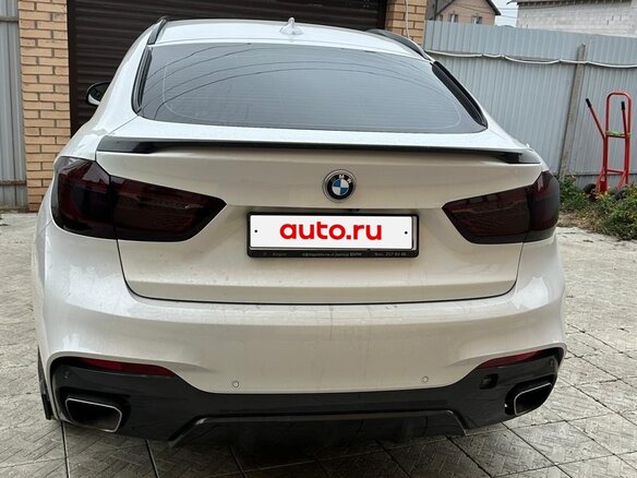 2017 BMW X6 30d II (F16), белый, 3600000 рублей - вид 2