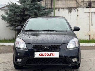 2010 Kia Rio II Рестайлинг, чёрный, 285000 рублей, вид 2