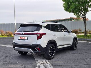 2023 Kia Seltos I Рестайлинг, белый, 1789099 рублей, вид 5