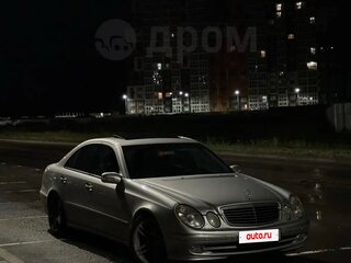 2003 Mercedes-Benz E-Класс 240 III (W211, S211), серебристый, 650000 рублей, вид 1