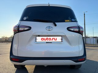 2020 Toyota Sienta II Рестайлинг, белый, 1630000 рублей, вид 5
