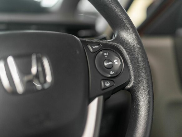 2017 Honda Freed+ II, красный, 1389000 рублей - вид 11
