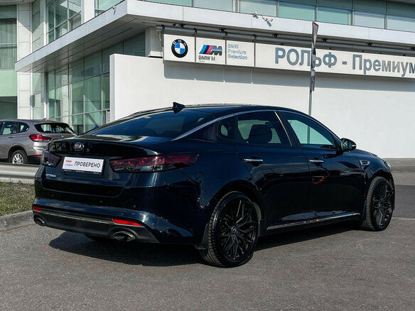 2017 Kia Optima IV, синий, 1609000 рублей - вид 4
