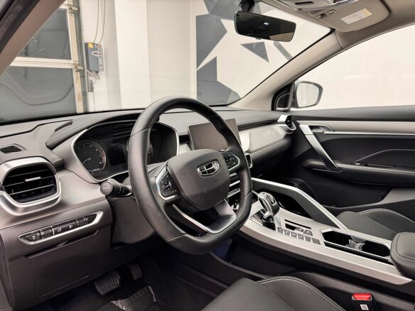 2022 Geely Coolray I, серый, 1999000 рублей - вид 6