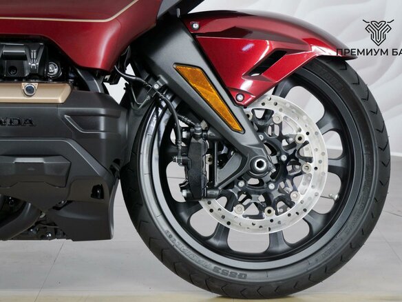 2025 Honda GL 1800 Gold Wing, красный, 3599000 рублей - вид 10