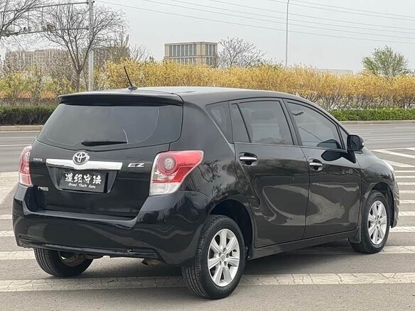 2016 Toyota Verso I Рестайлинг, чёрный, 1500000 рублей - вид 6