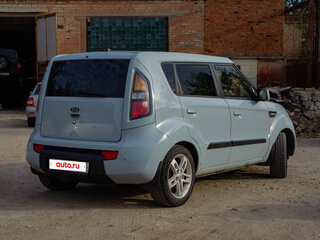2010 Kia Soul I, серый, 750000 рублей, вид 3