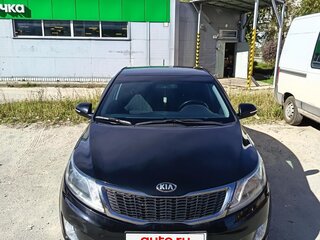 2014 Kia Rio 6-speed III, чёрный, 880000 рублей, вид 1