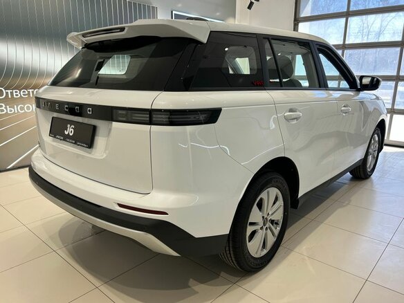 2026 Jaecoo J6, белый - вид 2